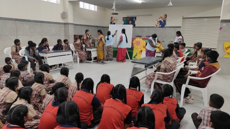 சொல் விளையாட்டு- பூமி, நெருப்பு, நீர், காற்று நான்கு அணி மாணவ மாணவிகள் பங்கேற்றனர்.